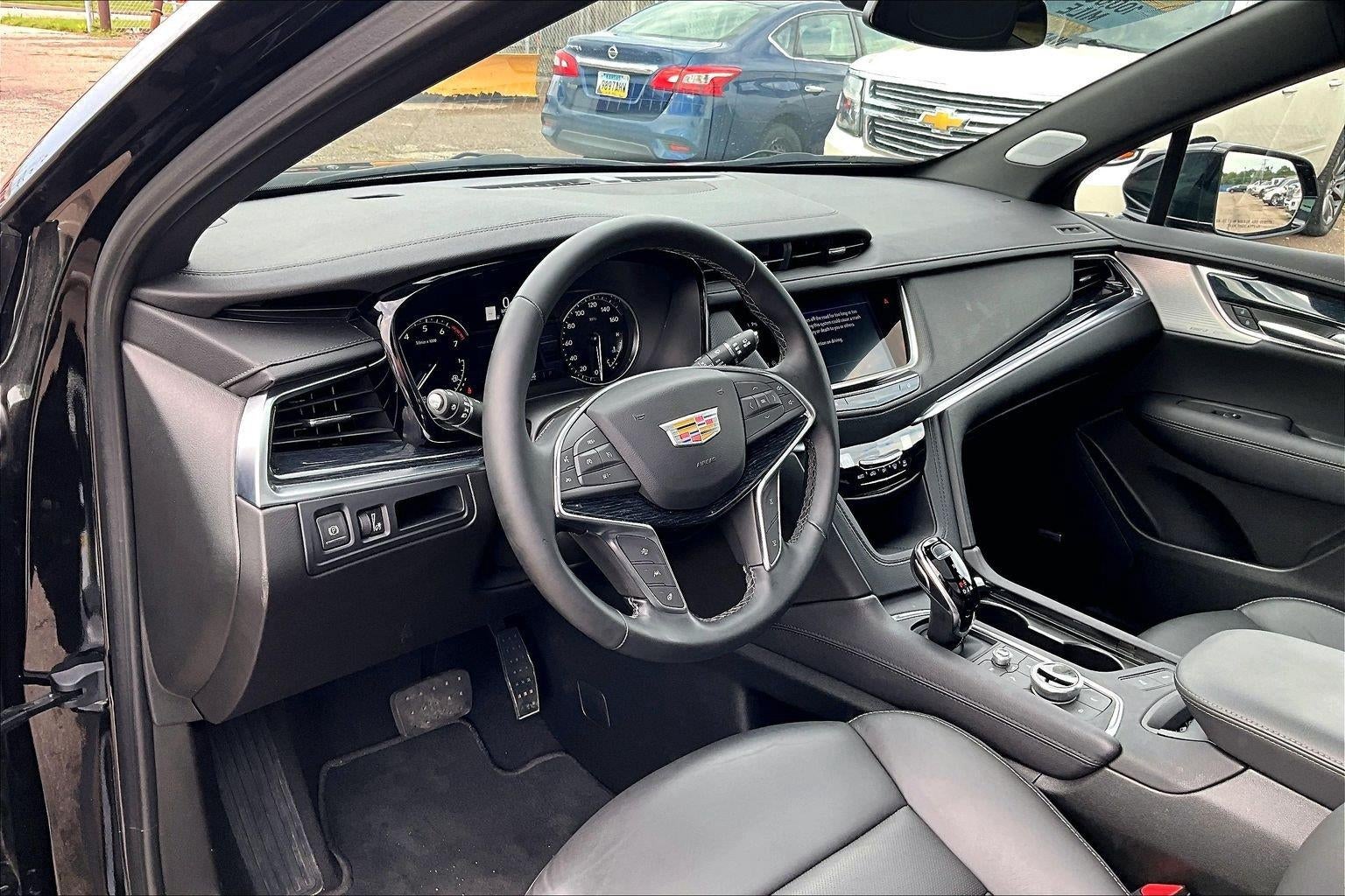 2025 Cadillac XT5 Premium Luxury