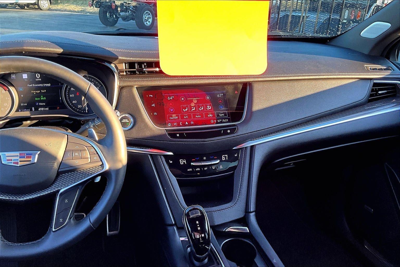 2025 Cadillac XT5 Sport