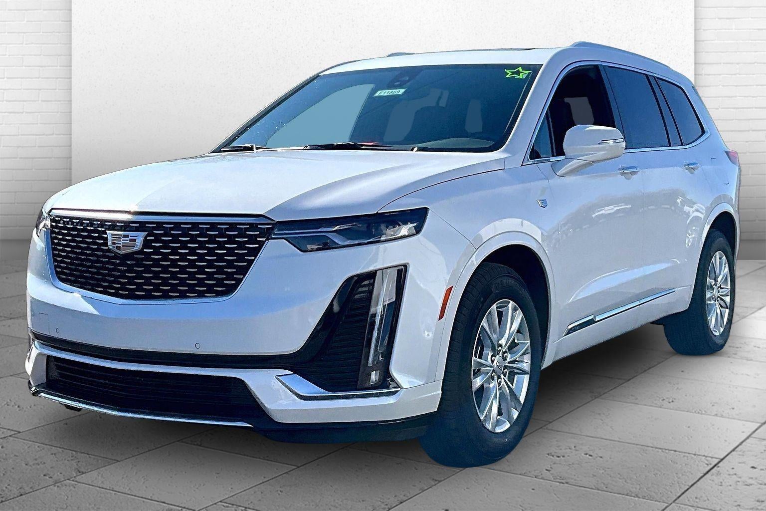2025 Cadillac XT6 Luxury