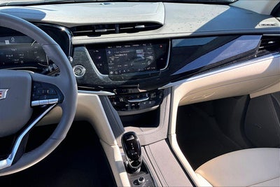 2025 Cadillac XT6 Premium Luxury