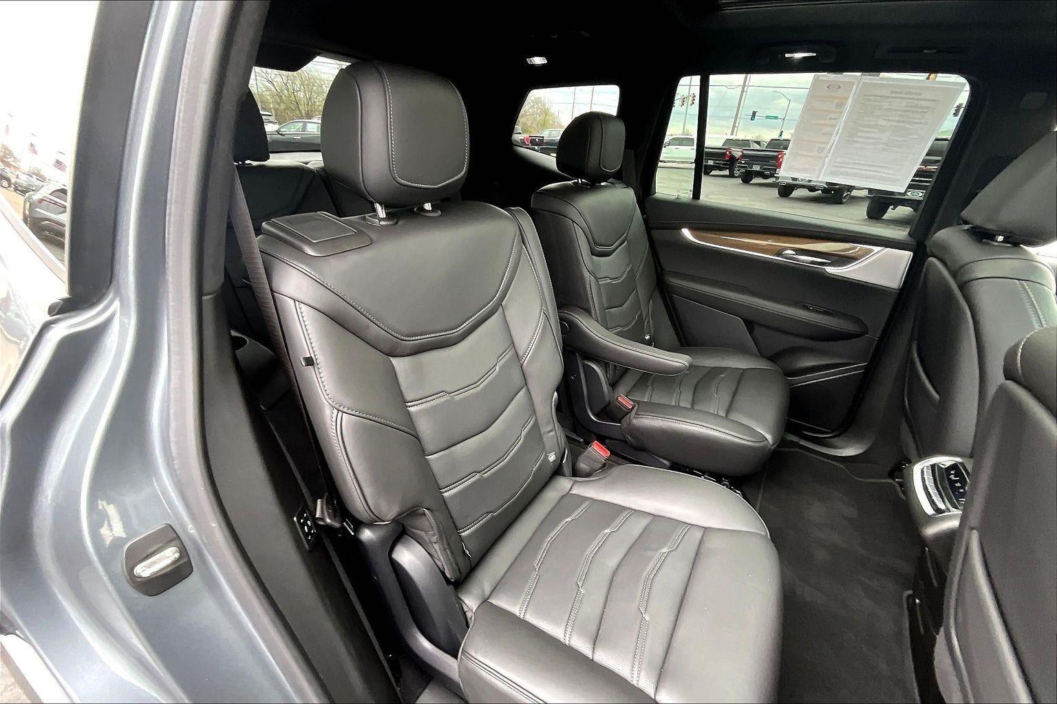 2022 Cadillac XT6 Premium Luxury