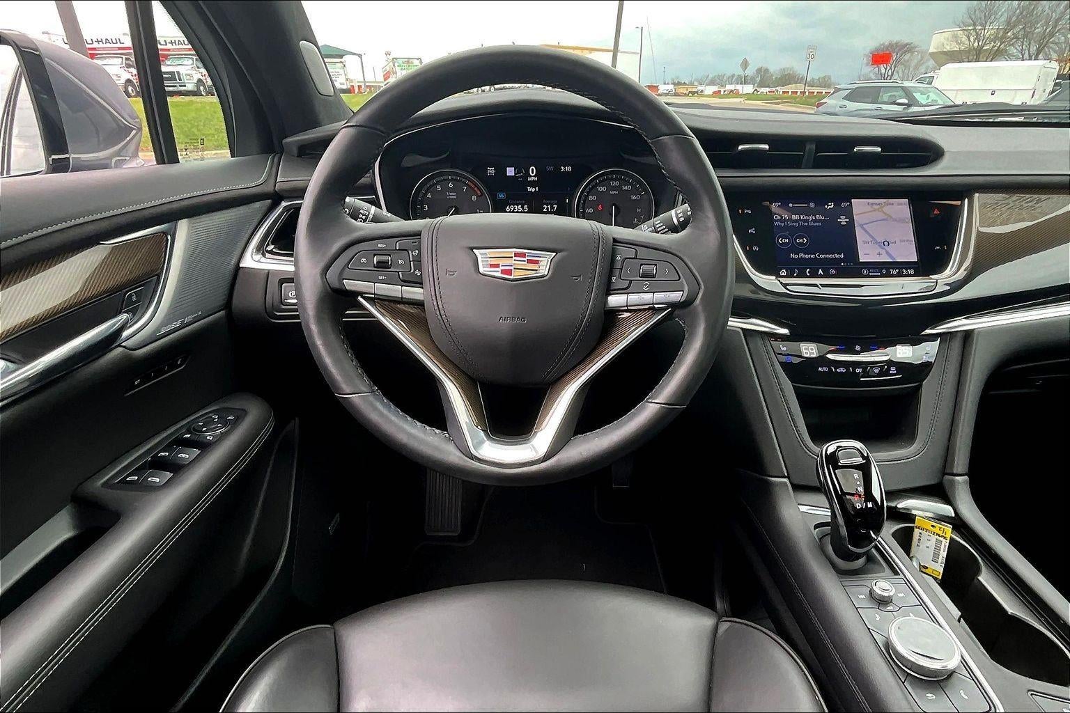 2022 Cadillac XT6 Premium Luxury