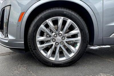 2022 Cadillac XT6 Premium Luxury