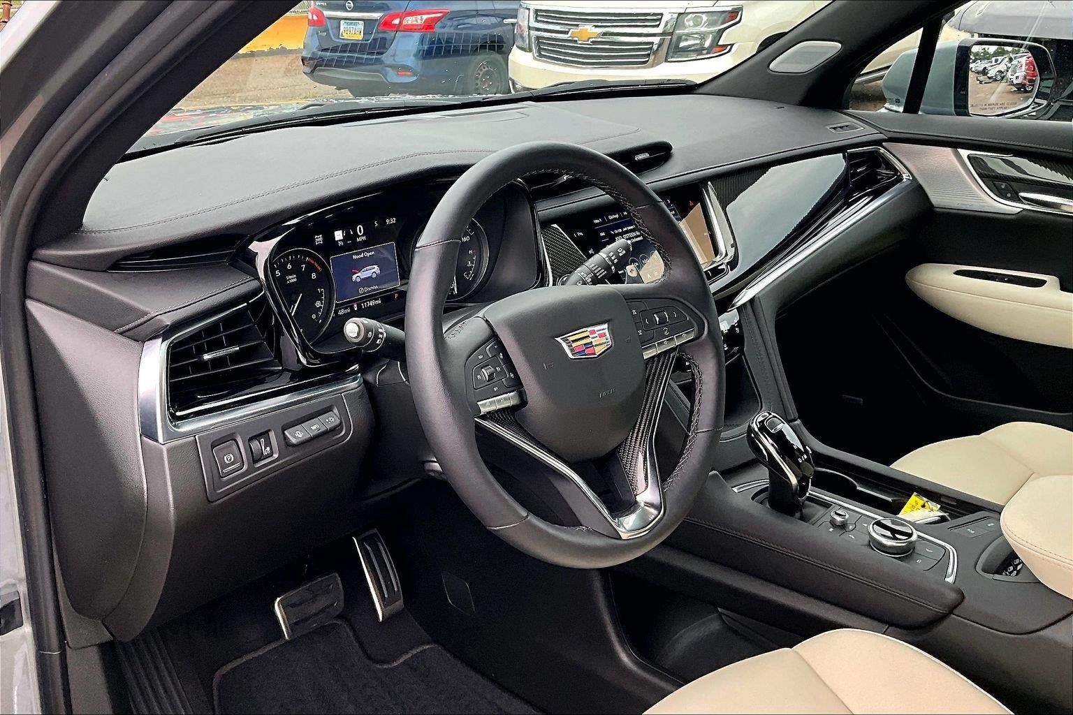 2025 Cadillac XT6 Sport