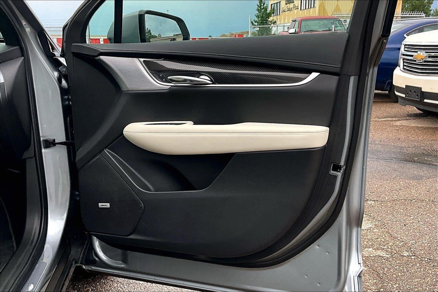 2025 Cadillac XT6 Sport