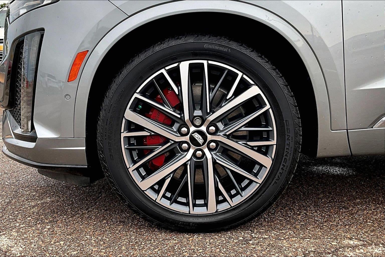 2025 Cadillac XT6 Sport