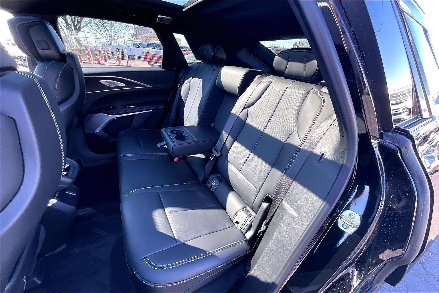 2026 Cadillac LYRIQ Signature Sport