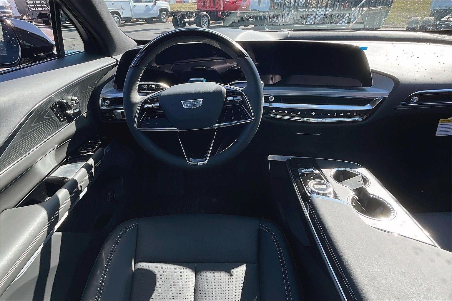 2026 Cadillac LYRIQ Signature Sport