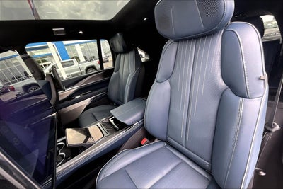 2025 Cadillac ESCALADE IQ Sport 2