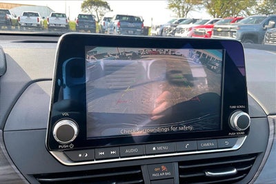 2025 Nissan Altima SV