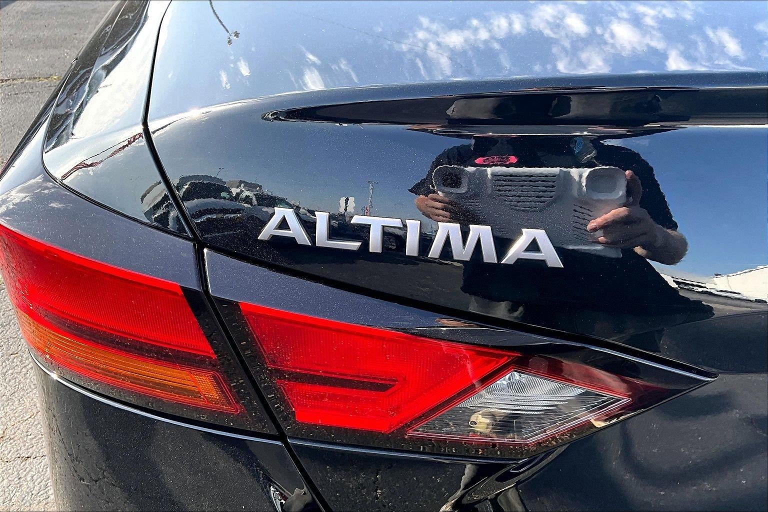 2025 Nissan Altima SV