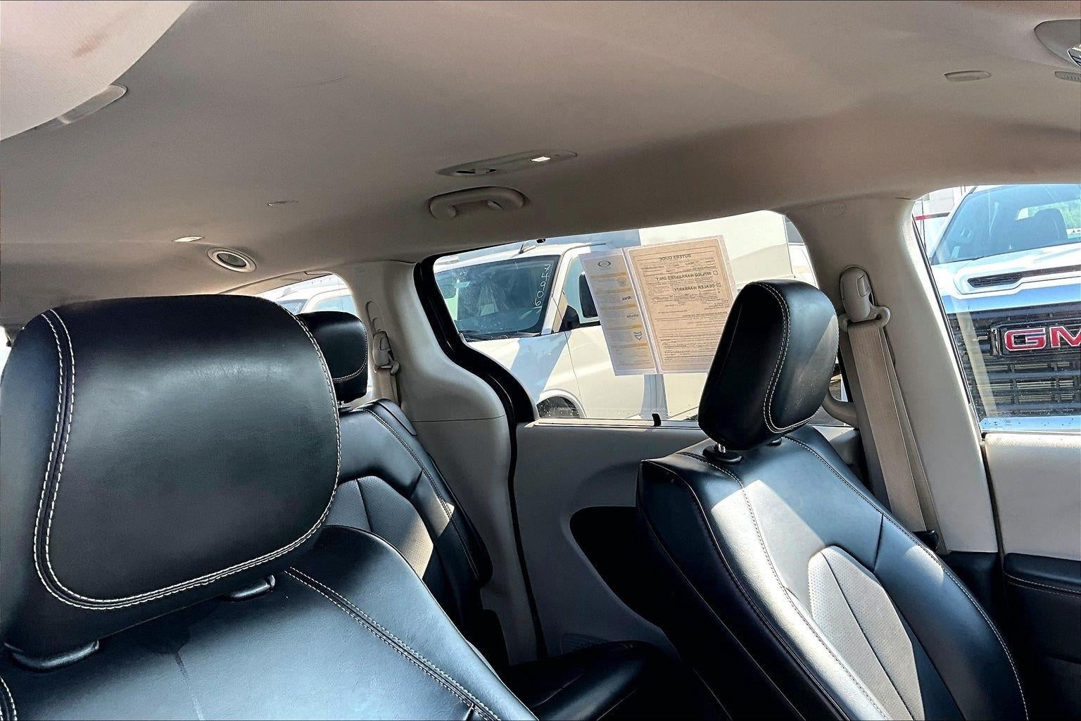 2023 Chrysler Pacifica Touring L
