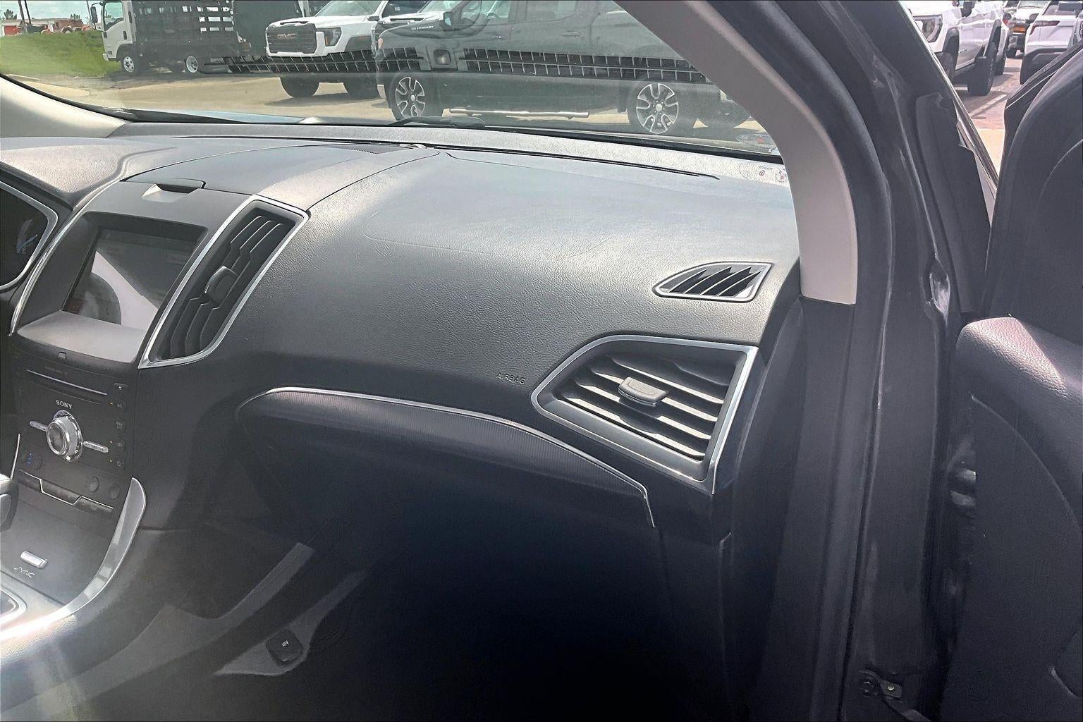 2017 Ford Edge Titanium