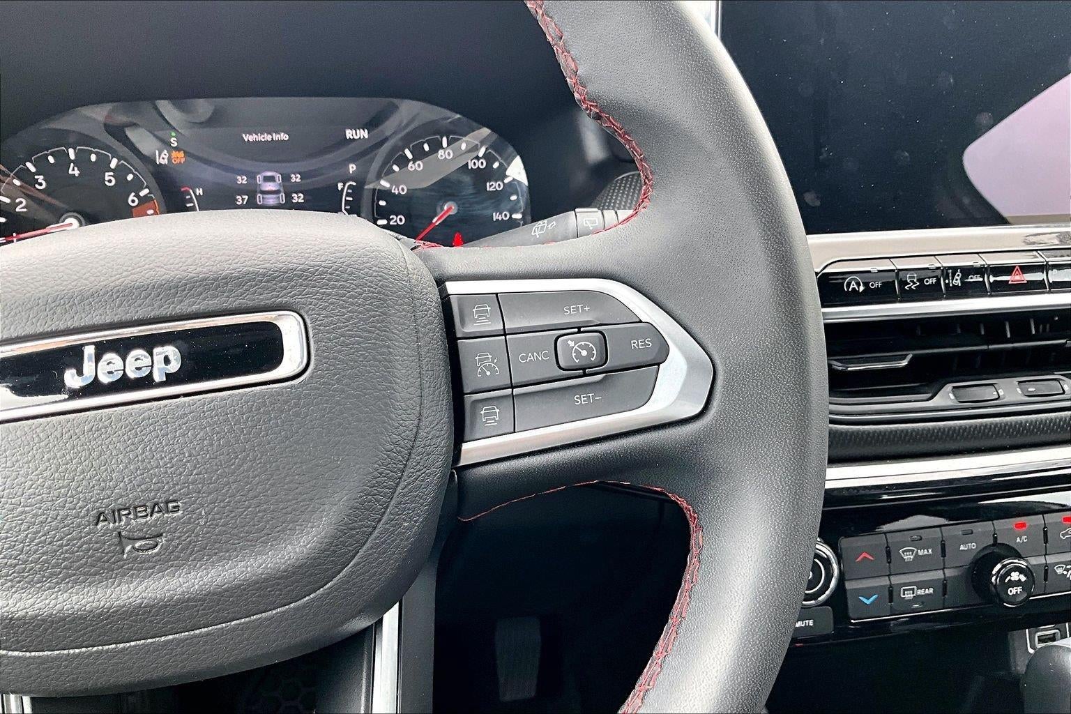 2025 Jeep Compass Trailhawk