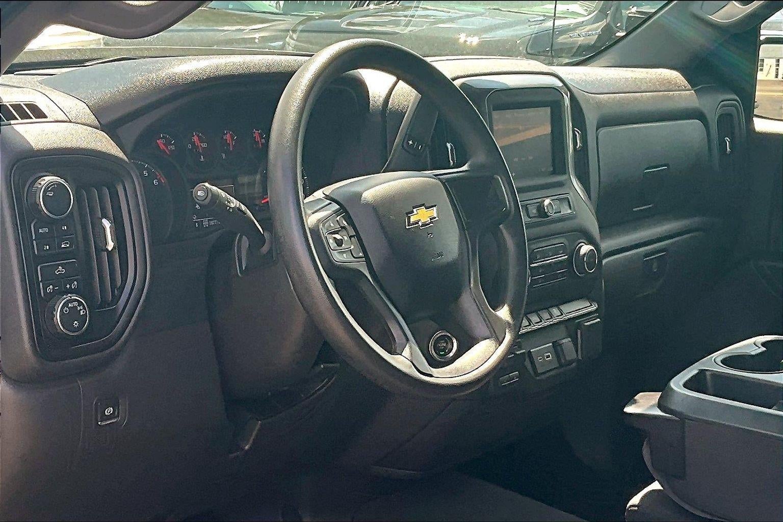 2023 Chevrolet Silverado 1500 Custom