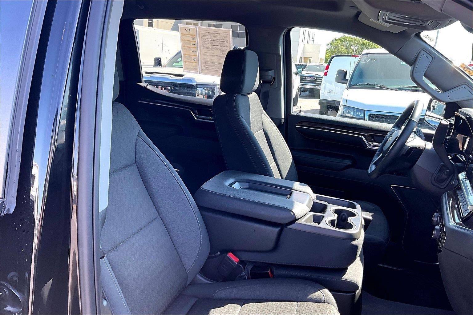 2023 Chevrolet Silverado 1500 LT (2FL)