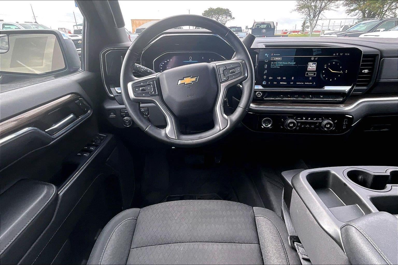 2024 Chevrolet Silverado 1500 LT (2FL)