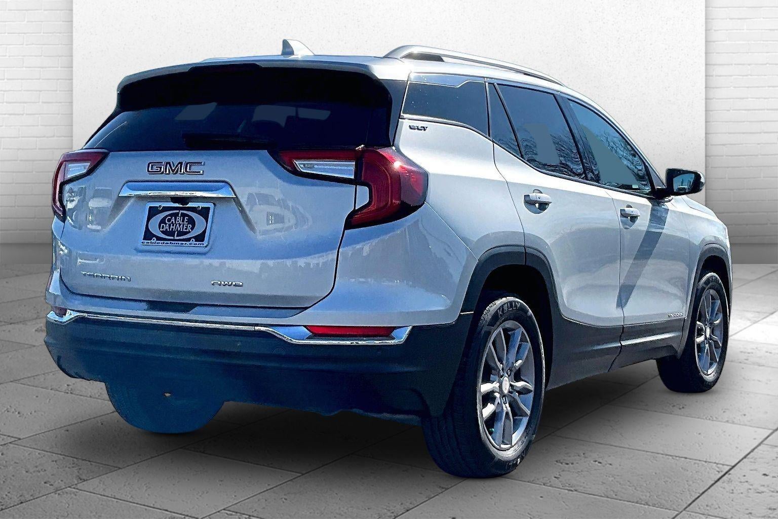 2022 GMC Terrain SLT