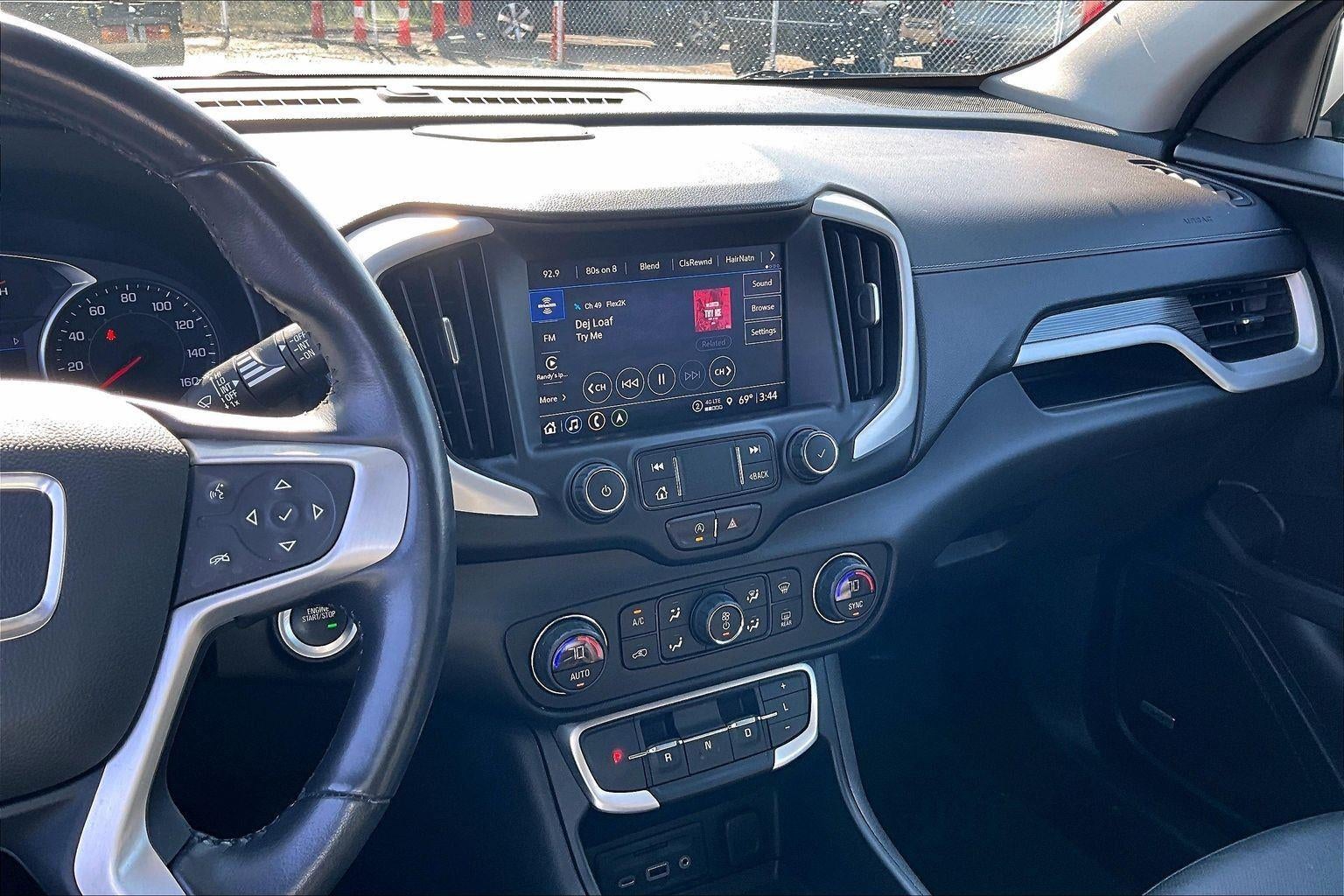 2022 GMC Terrain SLT