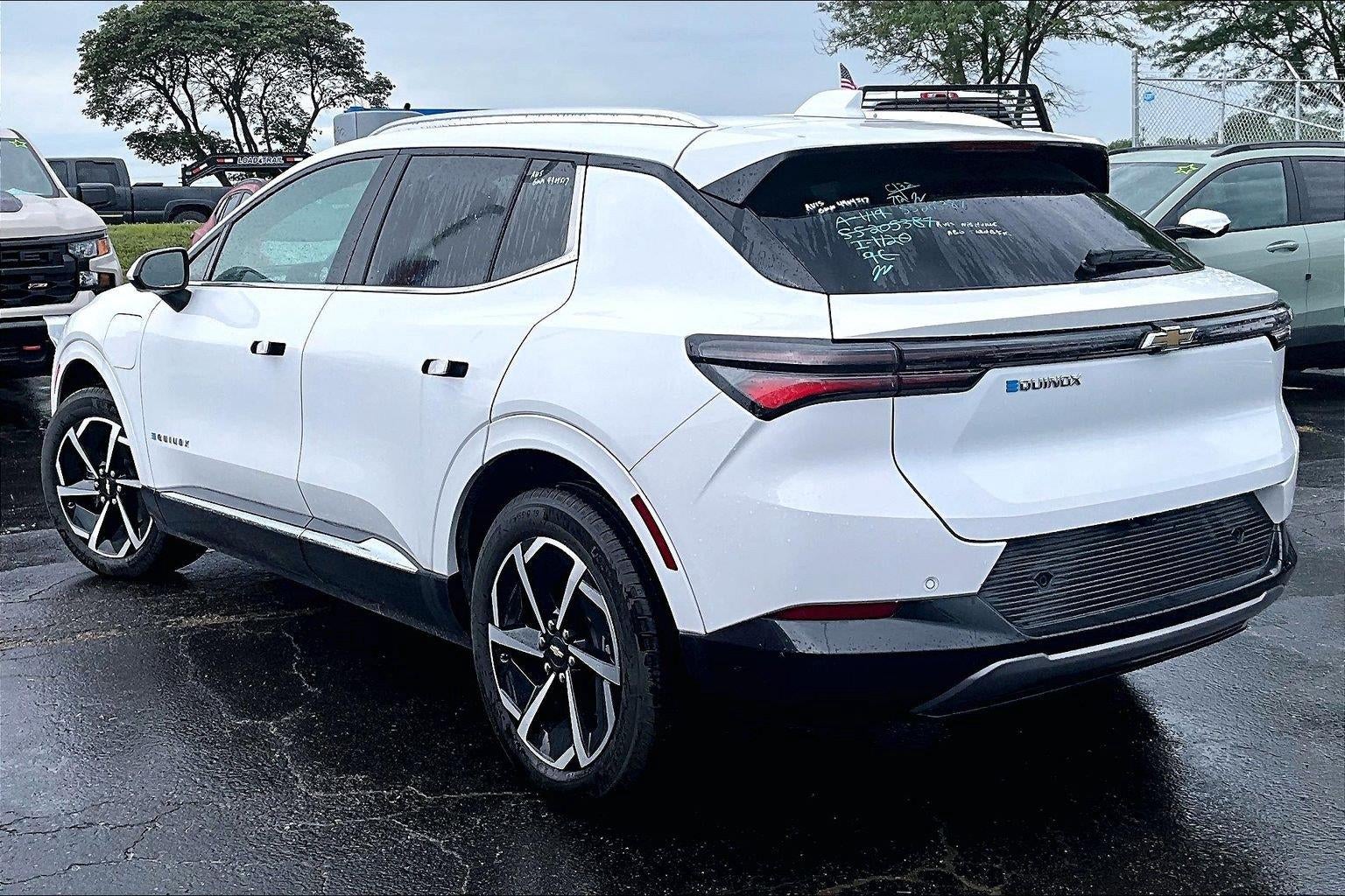 2025 Chevrolet Equinox EV LT