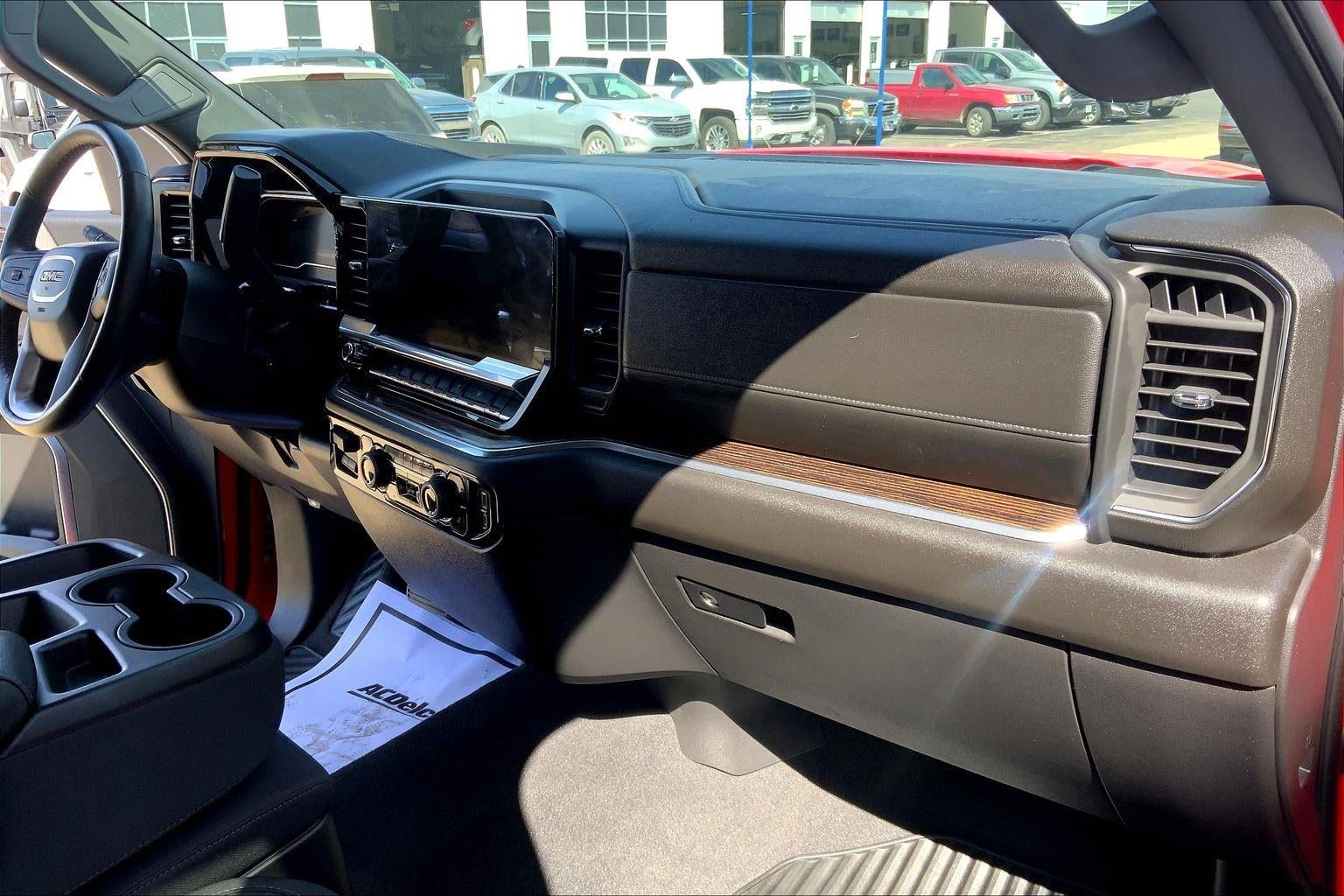 2022 GMC Sierra 1500 SLE