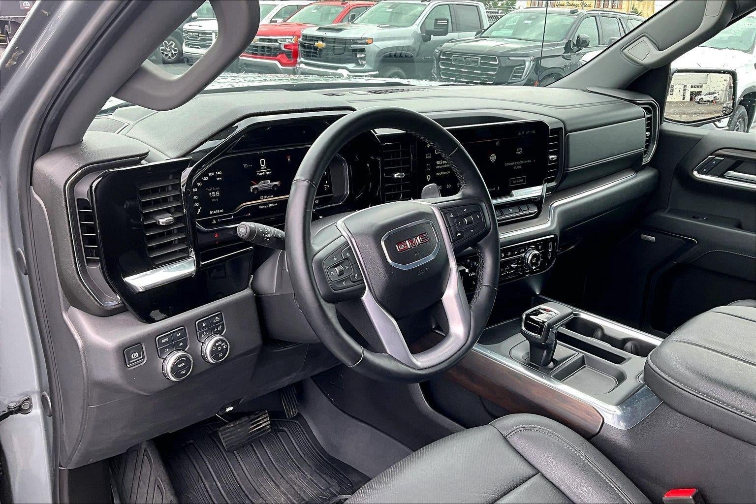 2024 GMC Sierra 1500 SLT