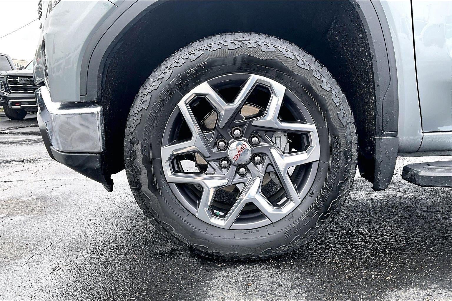 2024 GMC Sierra 1500 SLT