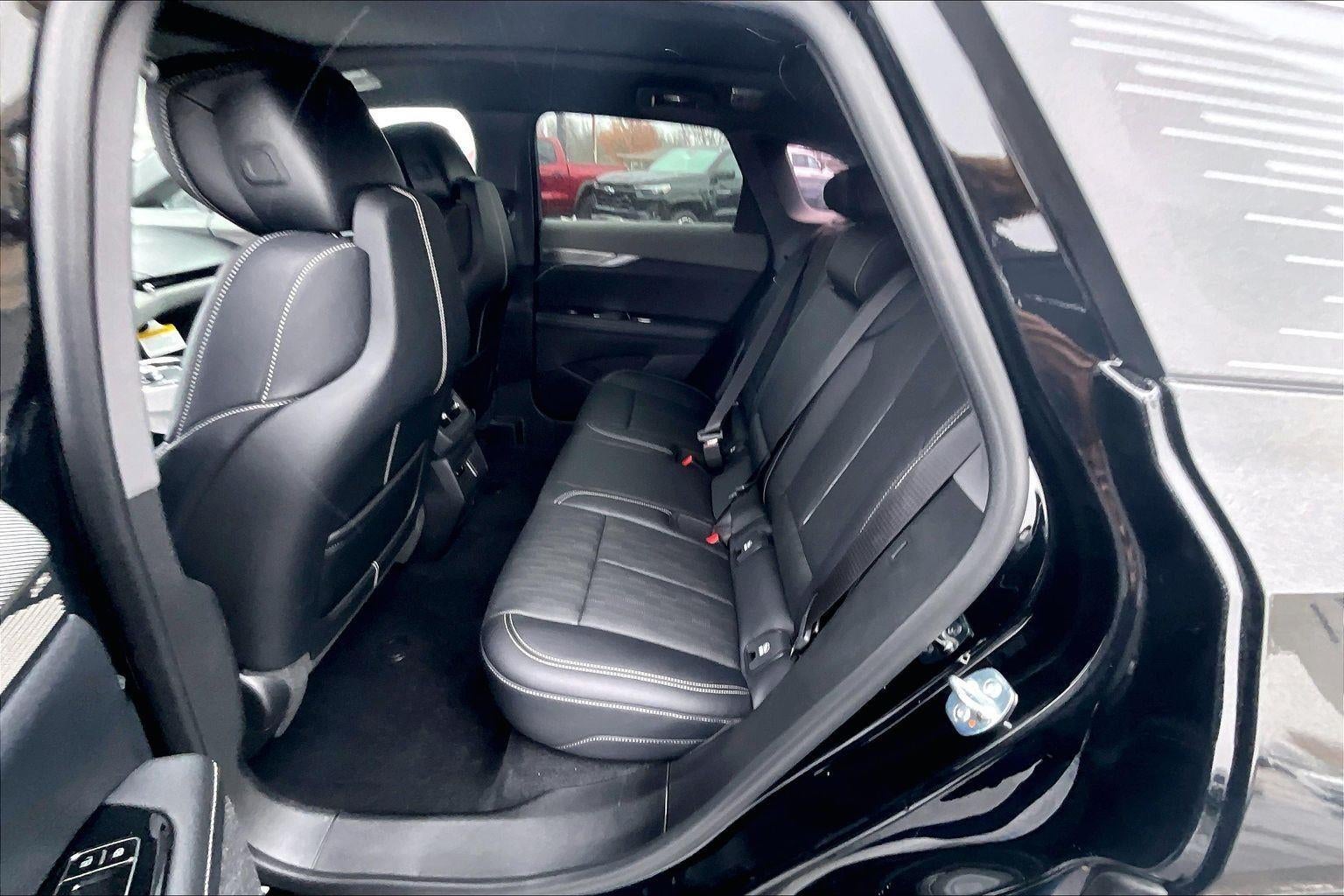 2026 Cadillac OPTIQ Premium Luxury