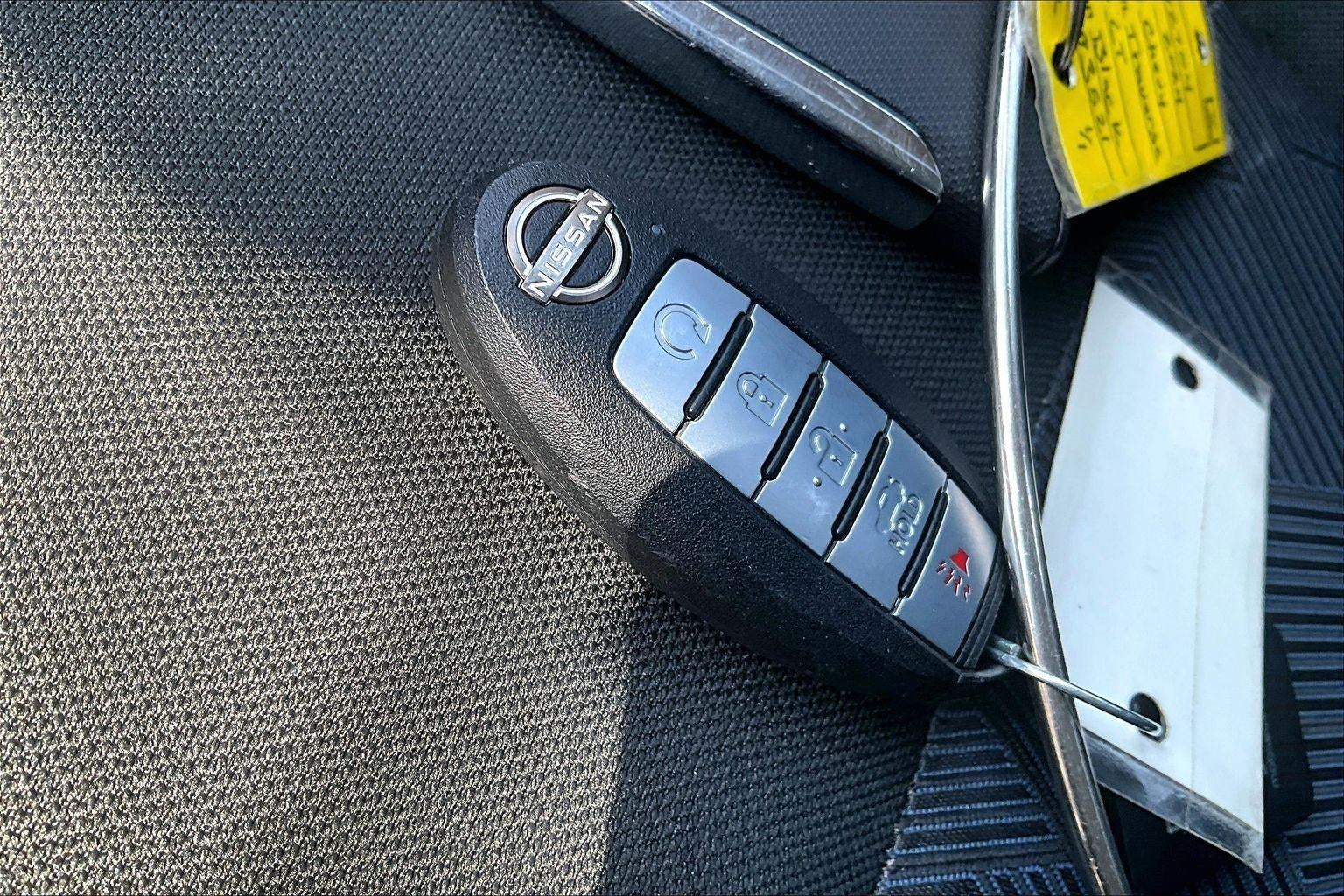 2025 Nissan Versa SV