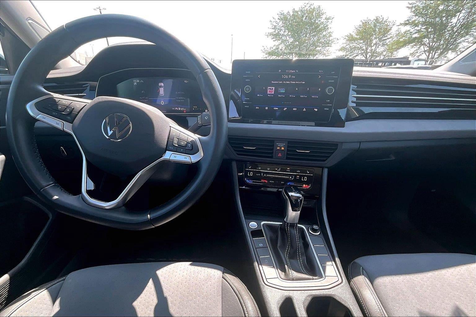 2025 Volkswagen Jetta SE