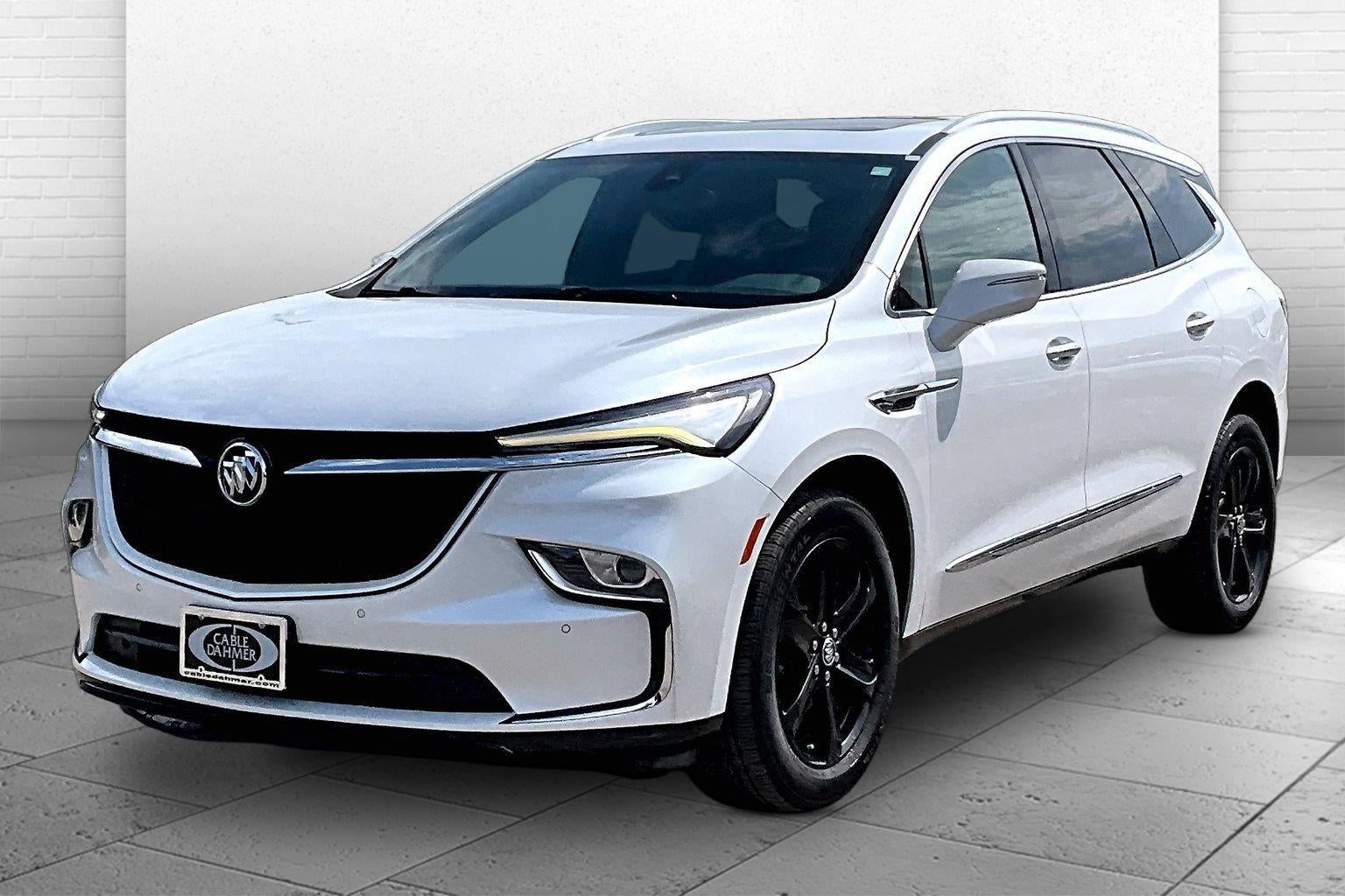 2023 Buick Enclave Essence