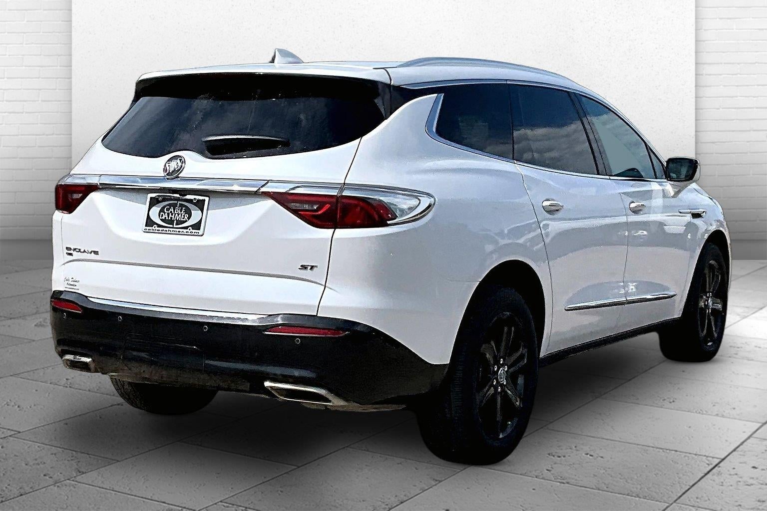 2023 Buick Enclave Essence