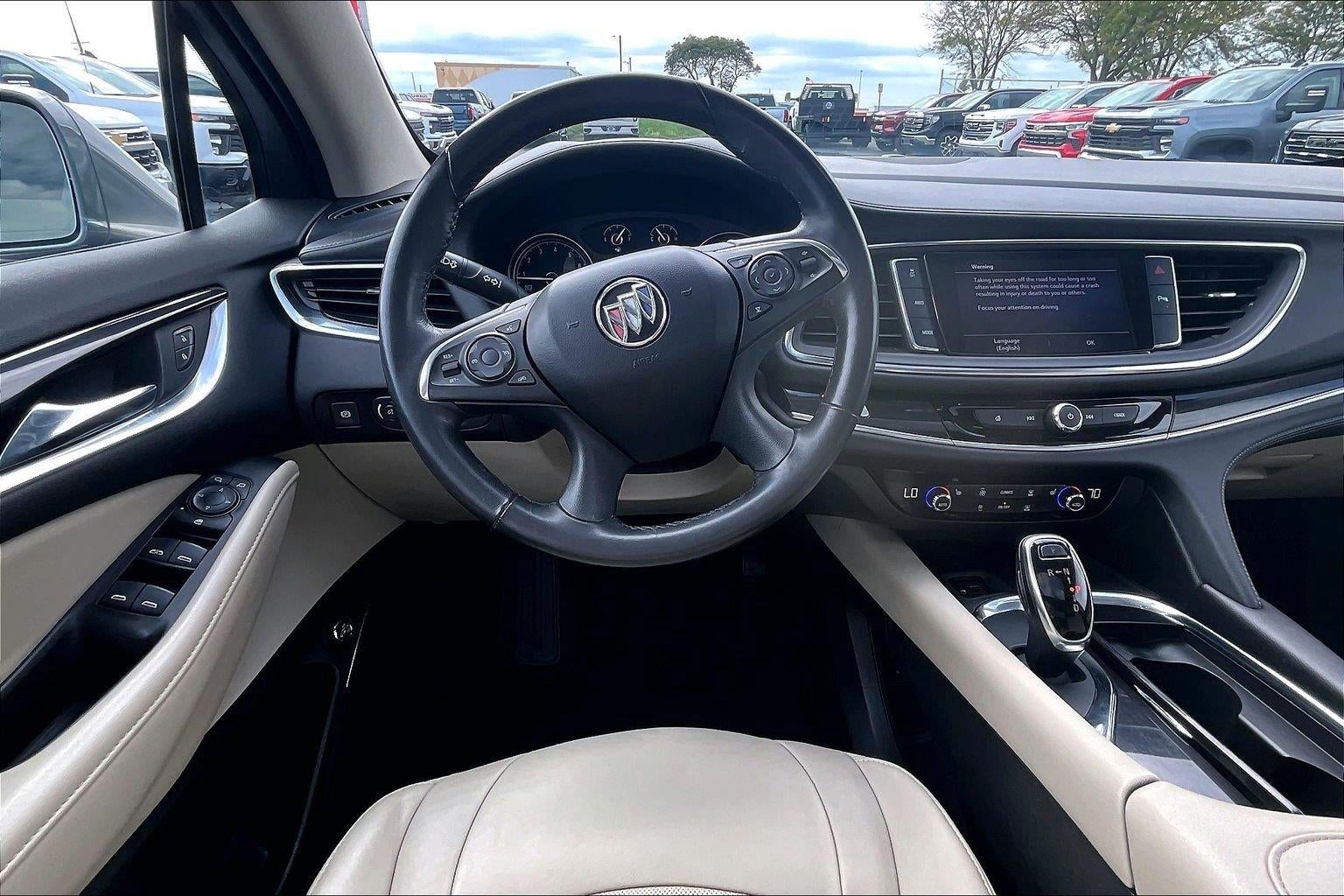 2020 Buick Enclave Essence