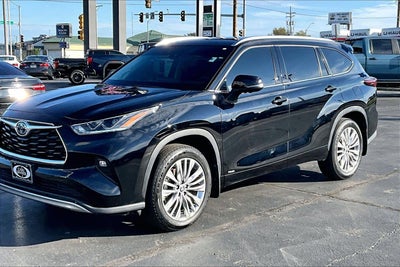 2024 Toyota Highlander Hybrid Platinum