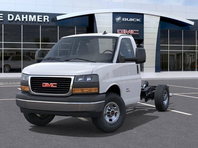 2026 GMC Savana Cutaway 3500 1WT