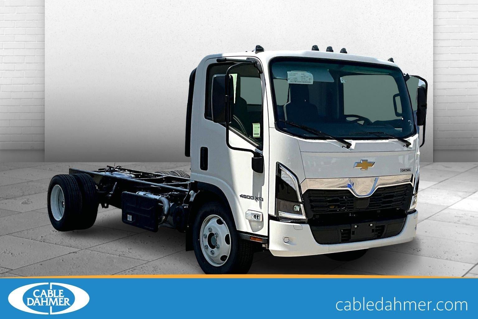 2025 Chevrolet Low Cab Forward 4500 XD Base