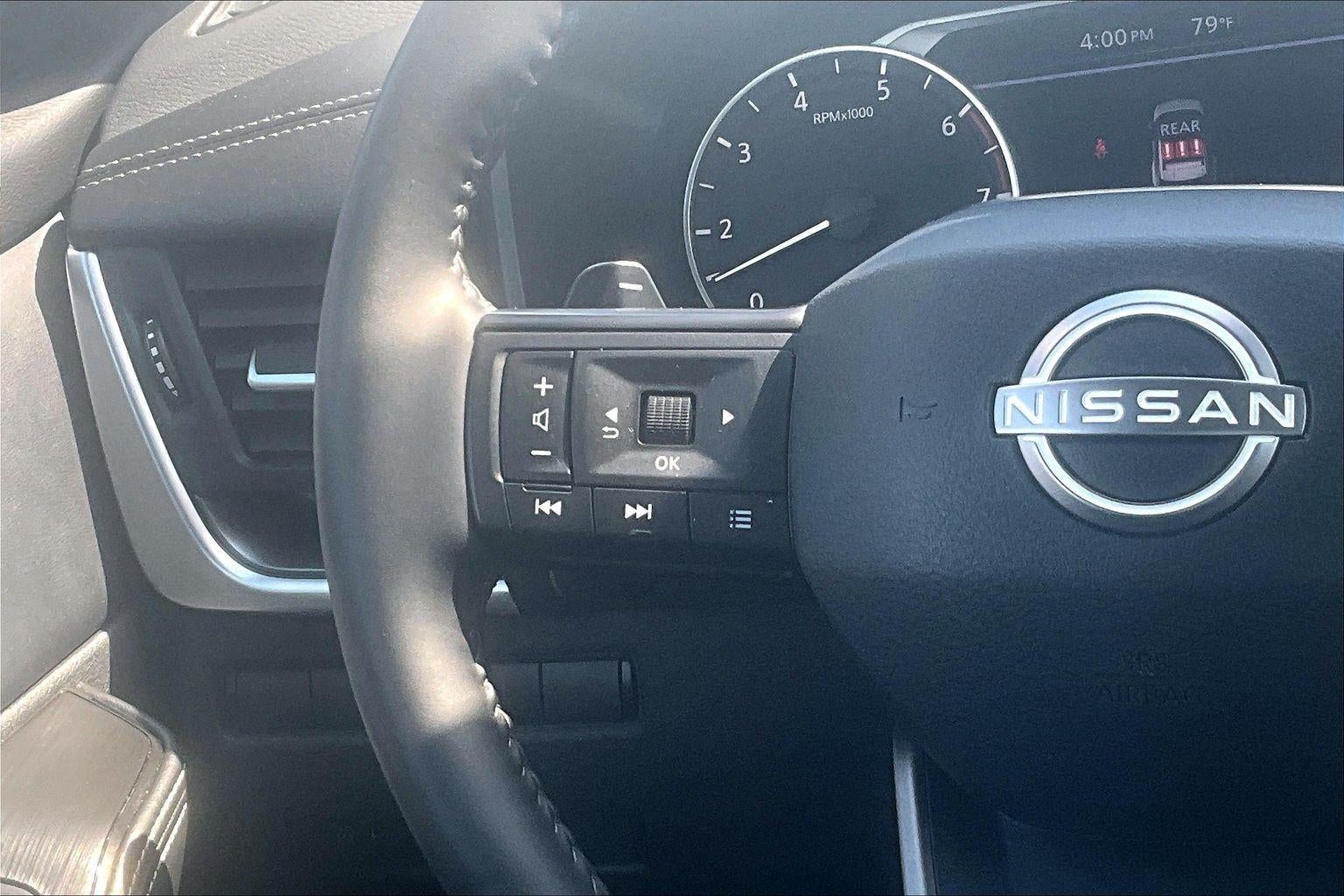 2025 Nissan Rogue SV