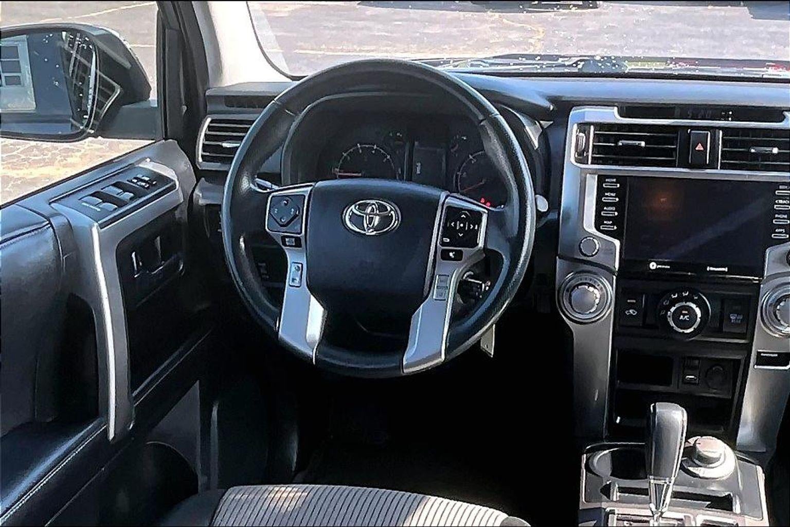 2020 Toyota 4Runner SR5