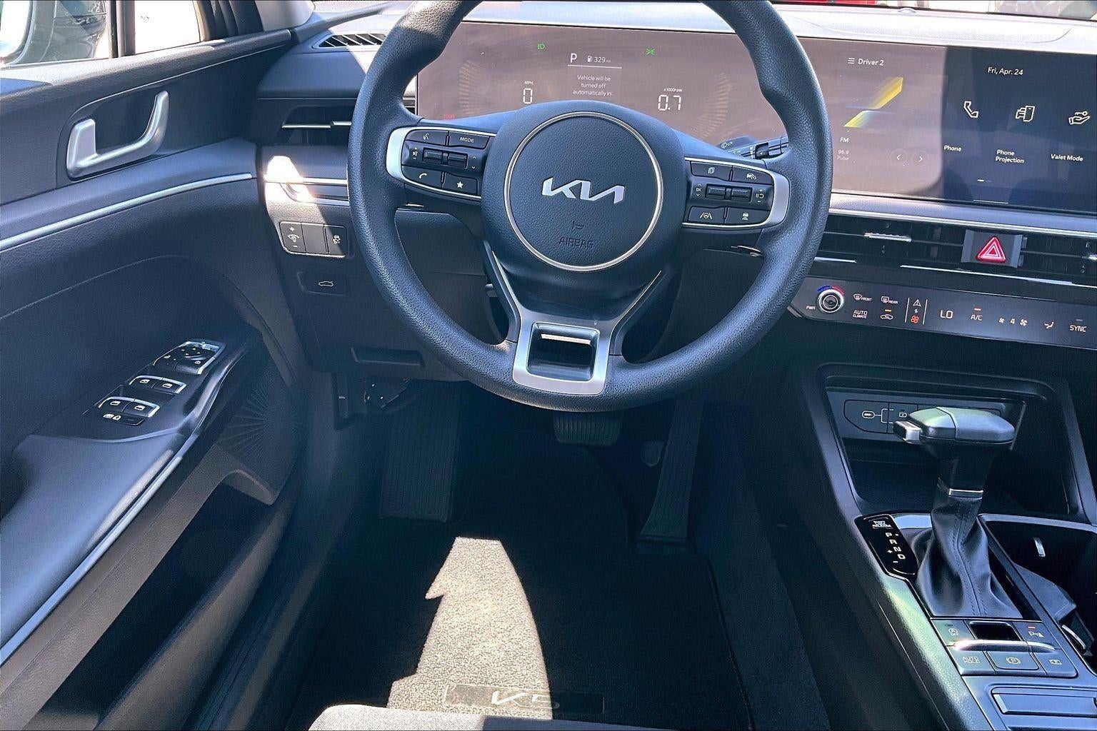 2025 Kia K5 LXS