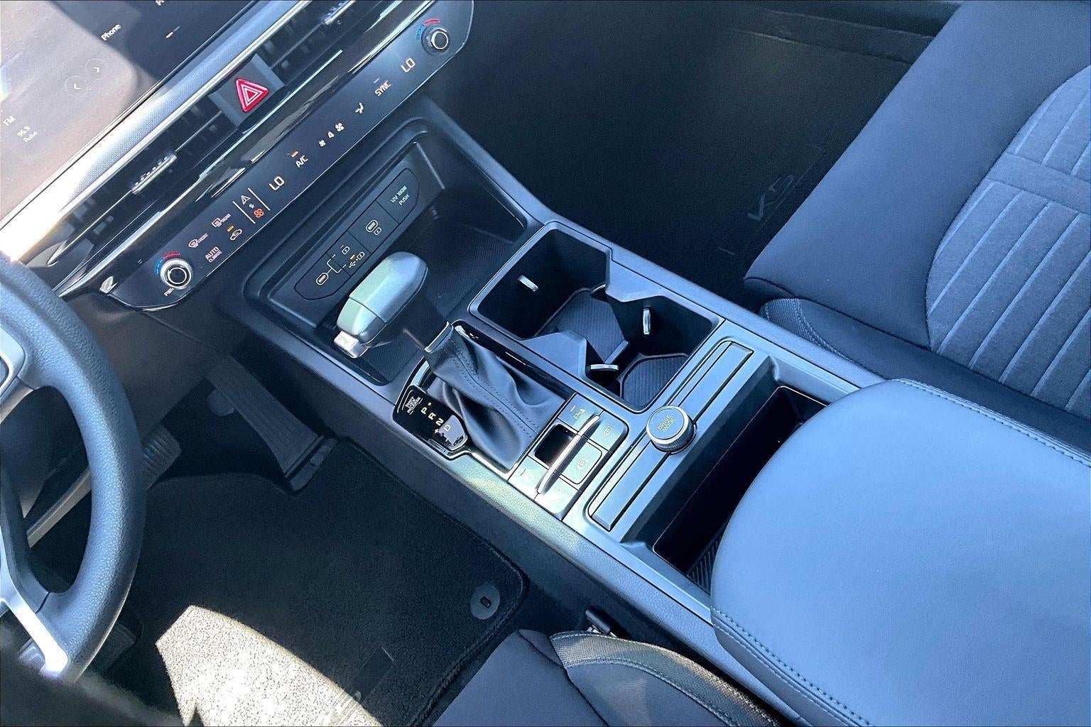 2025 Kia K5 LXS