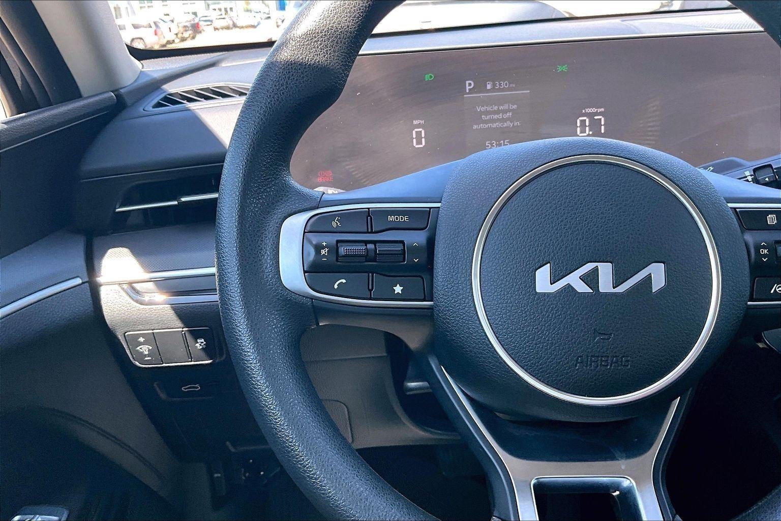 2025 Kia K5 LXS