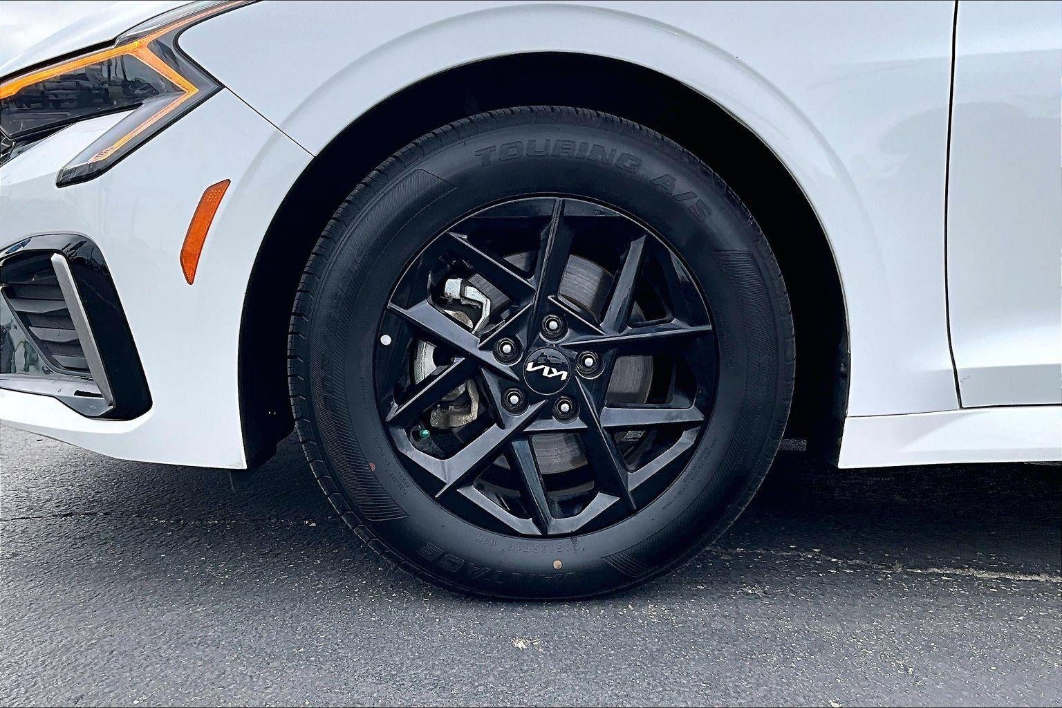 2025 Kia K5 LXS