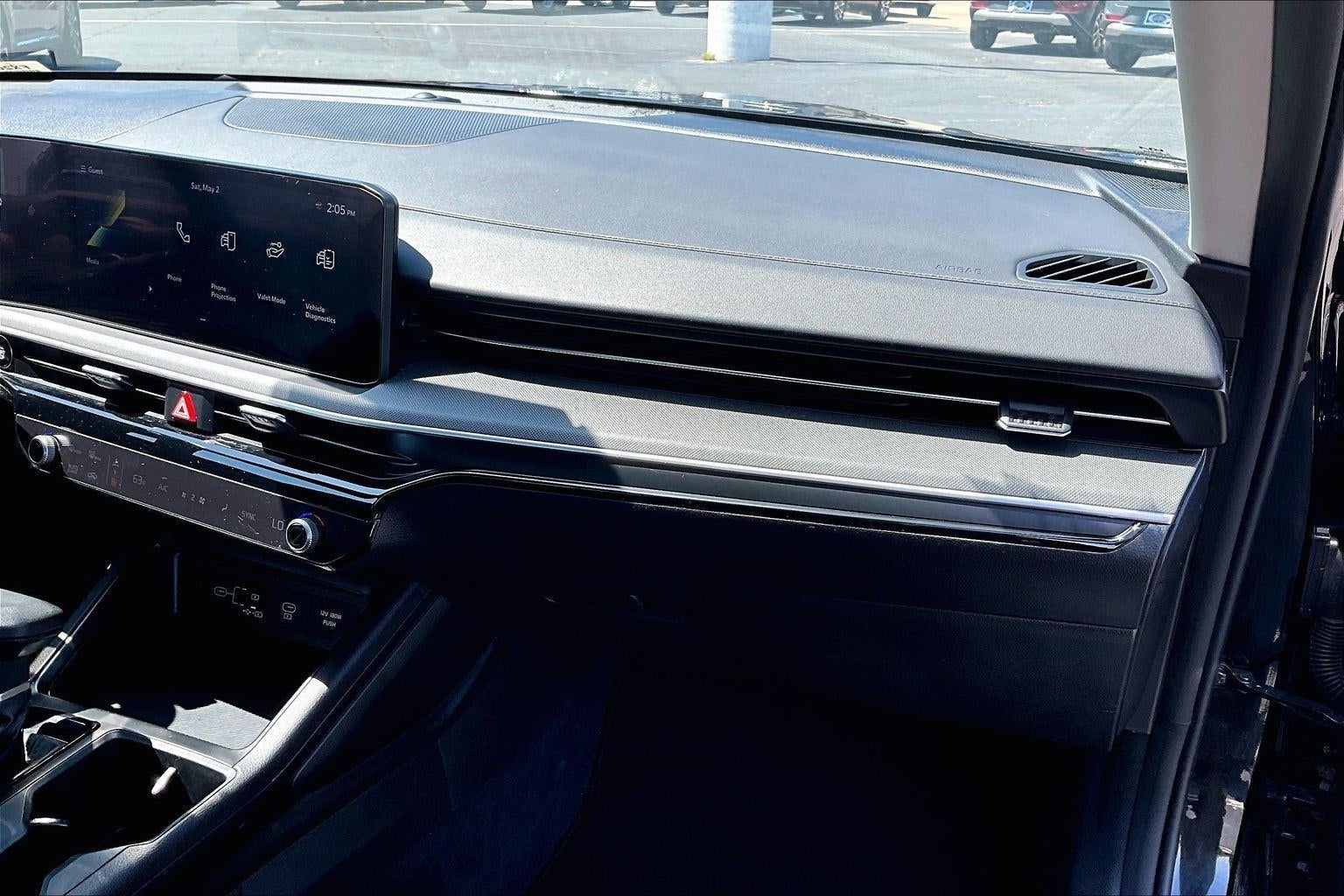 2025 Kia K5 LXS