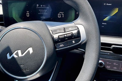 2025 Kia K5 LXS