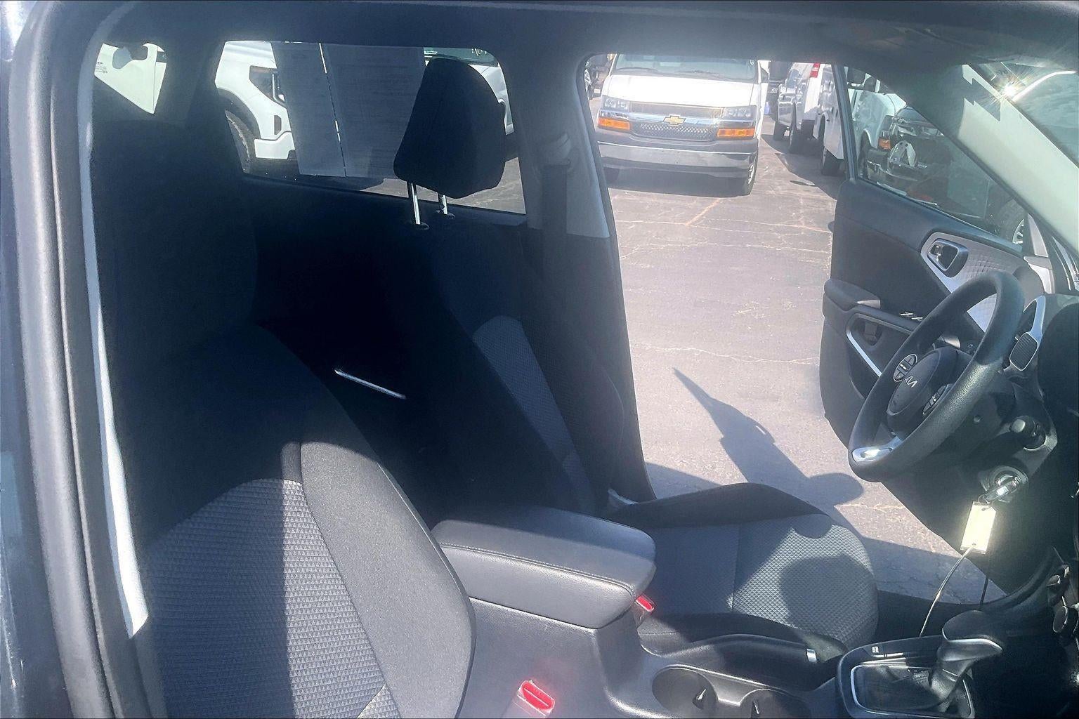 2025 Kia Soul LX