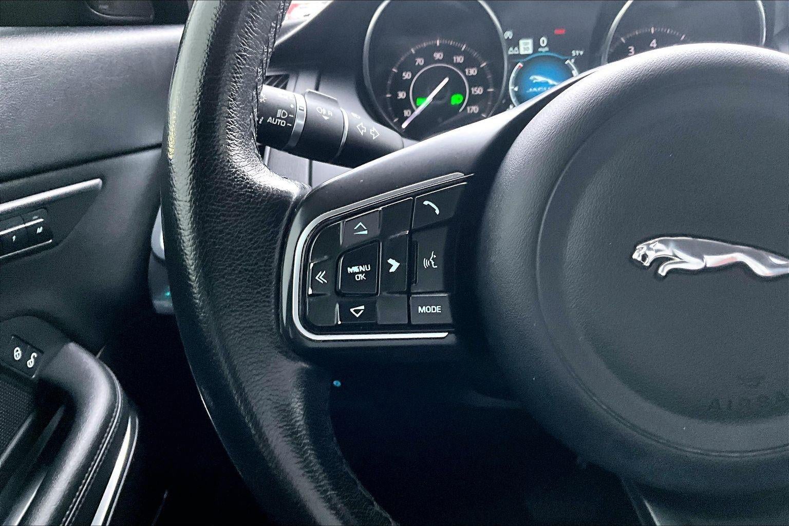 2020 Jaguar E-PACE SE