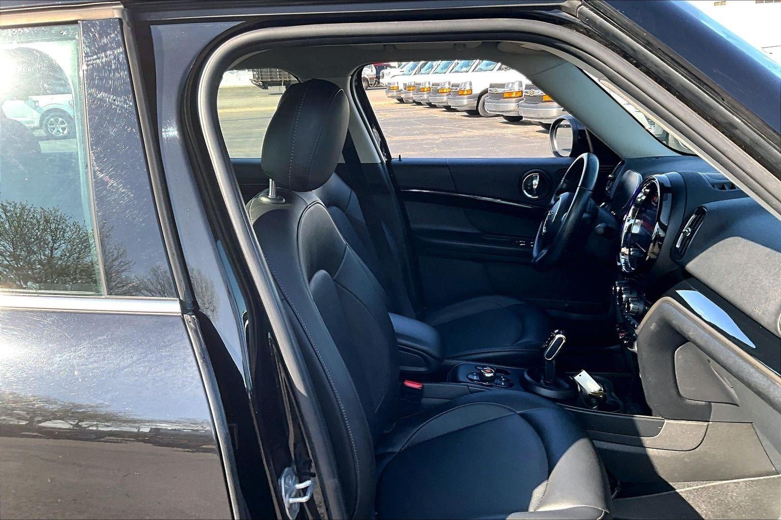 2022 MINI Countryman Cooper