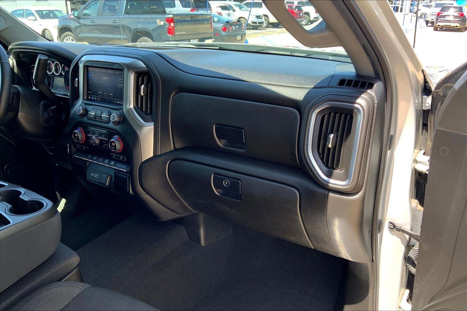 2022 Chevrolet Silverado 1500 LTD LT (2FL)