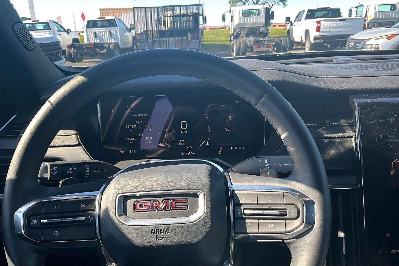 2025 GMC Acadia Elevation