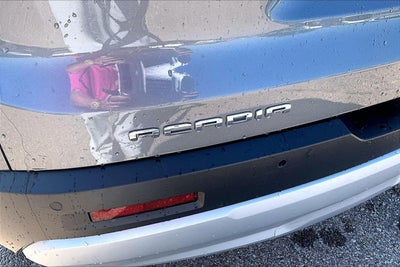 2020 GMC Acadia SLE